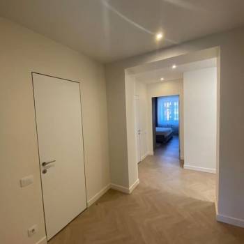 Продается Многокомнатная квартира, 112 м²