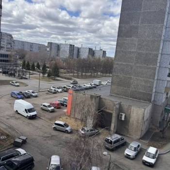 Продается Многокомнатная квартира, 81,4 м²
