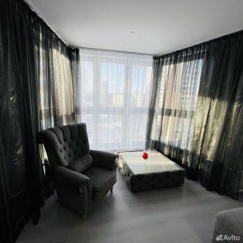 Сдается 2-х комнатная квартира, 77 м²
