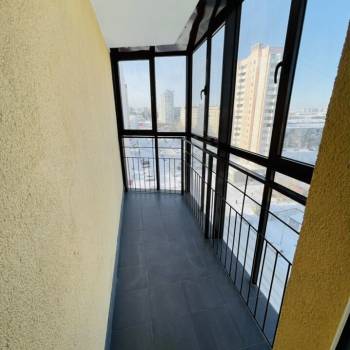 Сдается 2-х комнатная квартира, 77 м²