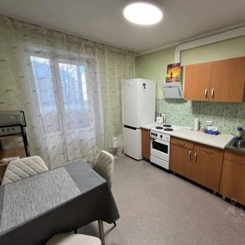 Сдается 1-комнатная квартира, 39 м²