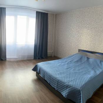 Сдается 1-комнатная квартира, 42 м²