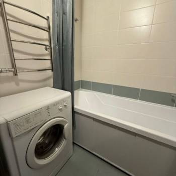 Сдается 1-комнатная квартира, 41 м²