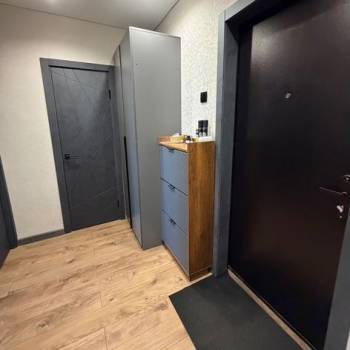 Продается 1-комнатная квартира, 41 м²