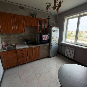 Продается 1-комнатная квартира, 41 м²