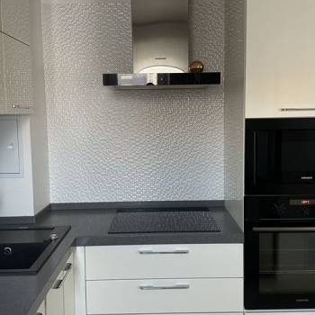 Сдается Многокомнатная квартира, 80 м²