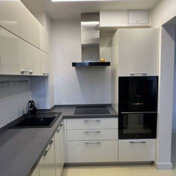 Сдается Многокомнатная квартира, 80 м²