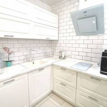 Продается Многокомнатная квартира, 110 м²