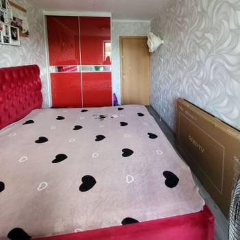 Продается Многокомнатная квартира, 69,3 м²