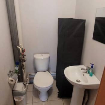 Продается Многокомнатная квартира, 69,3 м²