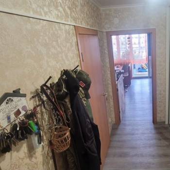 Продается Многокомнатная квартира, 69,3 м²