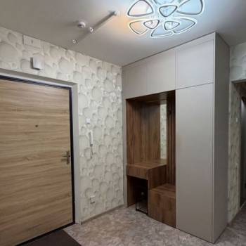Сдается 2-х комнатная квартира, 80 м²
