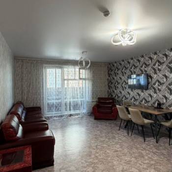 Сдается 2-х комнатная квартира, 80 м²