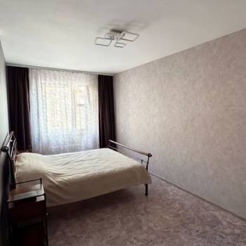 Сдается 2-х комнатная квартира, 80 м²