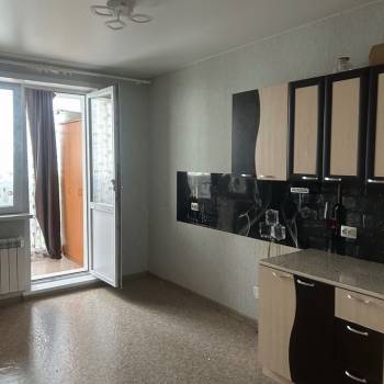 Продается 1-комнатная квартира, 45,6 м²