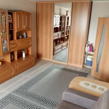 Продается 1-комнатная квартира, 37 м²