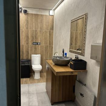 Продается Нежилое помещение, 222 м²