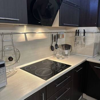 Сдается 2-х комнатная квартира, 90 м²