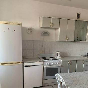 Сдается 2-х комнатная квартира, 65 м²