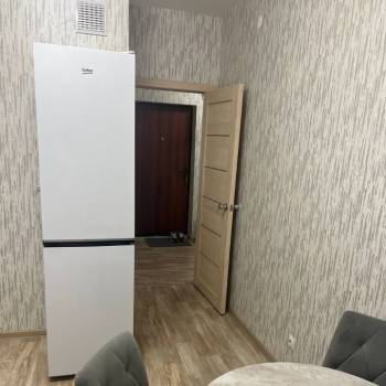 Сдается 1-комнатная квартира, 37 м²