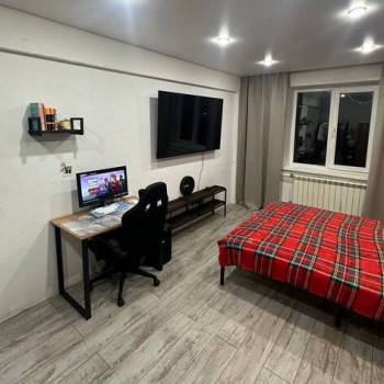 Продается 1-комнатная квартира, 35 м²