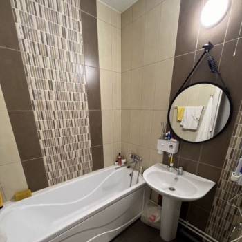 Сдается Многокомнатная квартира, 72 м²