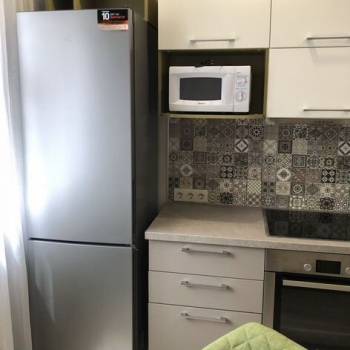 Продается 1-комнатная квартира, 44 м²