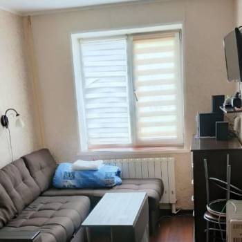 Сдается 1-комнатная квартира, 13,7 м²