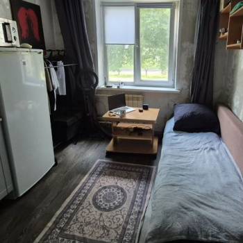 Продается 1-комнатная квартира, 14 м²