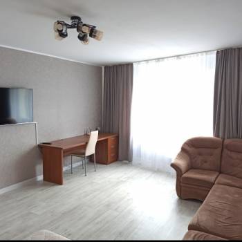 Сдается 1-комнатная квартира, 54 м²