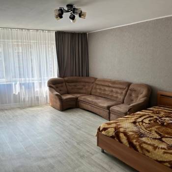 Сдается 1-комнатная квартира, 54 м²
