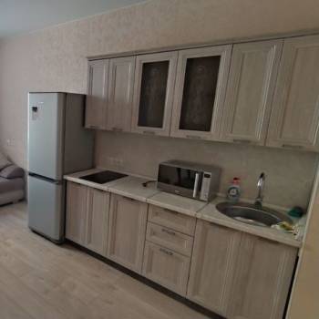 Сдается 1-комнатная квартира, 42 м²