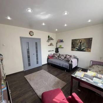 Продается 2-х комнатная квартира, 53 м²