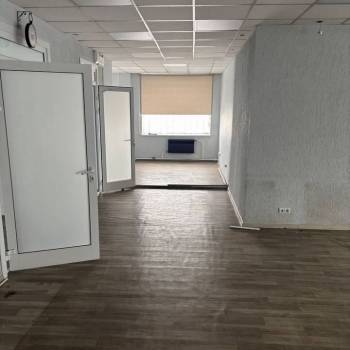 Продается Нежилое помещение, 200 м²