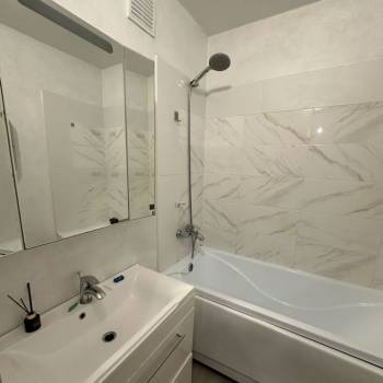 Продается 2-х комнатная квартира, 71 м²