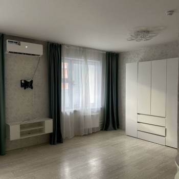 Сдается 1-комнатная квартира, 43 м²
