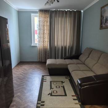 Продается 2-х комнатная квартира, 70 м²