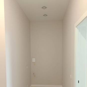Продается 1-комнатная квартира, 43 м²