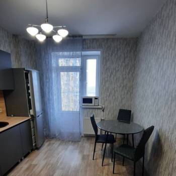 Сдается 1-комнатная квартира, 38,6 м²