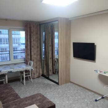 Продается 1-комнатная квартира, 36 м²