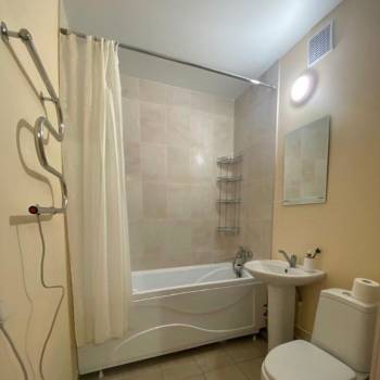 Сдается 1-комнатная квартира, 40 м²