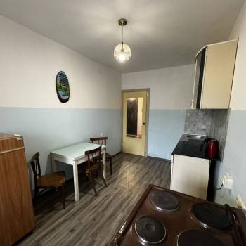 Сдается 1-комнатная квартира, 39 м²