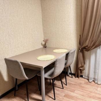 Сдается 1-комнатная квартира, 51 м²