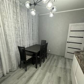 Сдается 2-х комнатная квартира, 65 м²