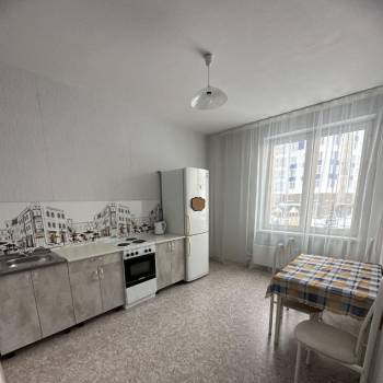 Сдается 1-комнатная квартира, 38,6 м²