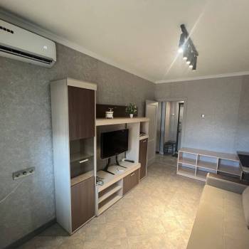 Продается 1-комнатная квартира, 39 м²
