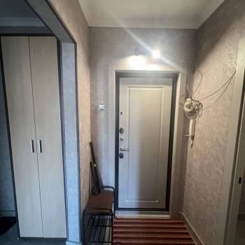 Продается 1-комнатная квартира, 39 м²
