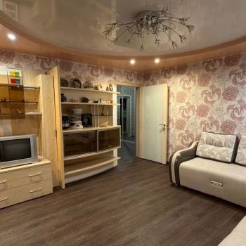 Сдается Многокомнатная квартира, 75 м²