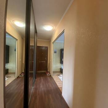 Продается Многокомнатная квартира, 82 м²