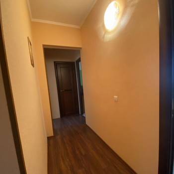 Продается Многокомнатная квартира, 82 м²